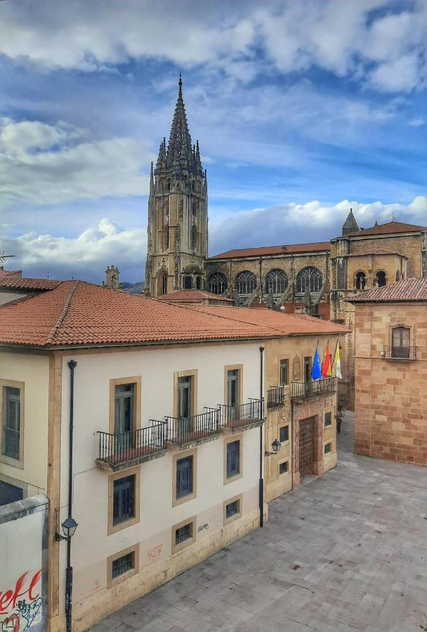 Apartamento Wamba - La Catedral Oviedo Bagian luar foto