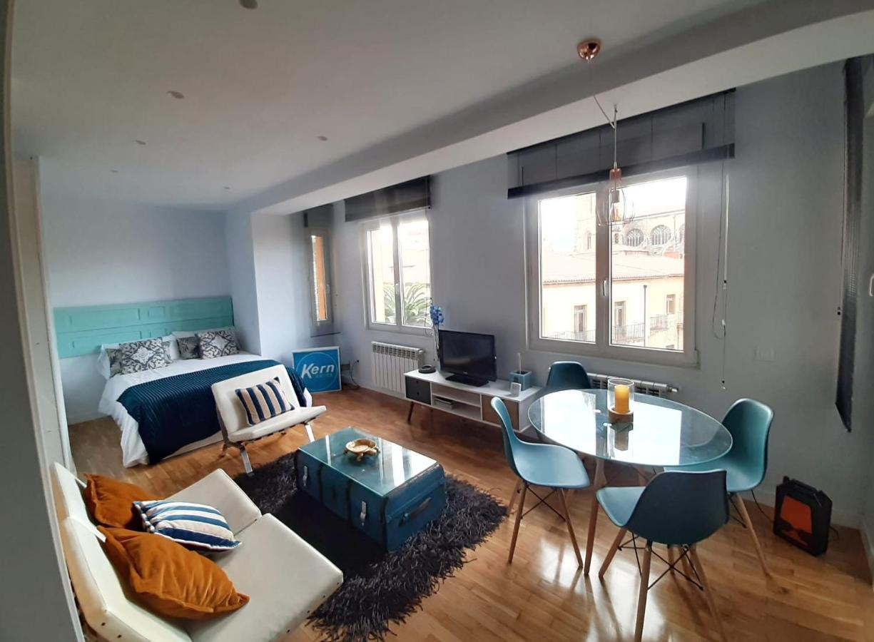 Apartamento Wamba - La Catedral Oviedo Bagian luar foto