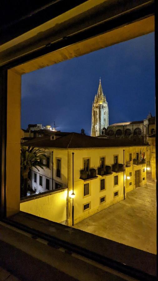 Apartamento Wamba - La Catedral Oviedo Bagian luar foto